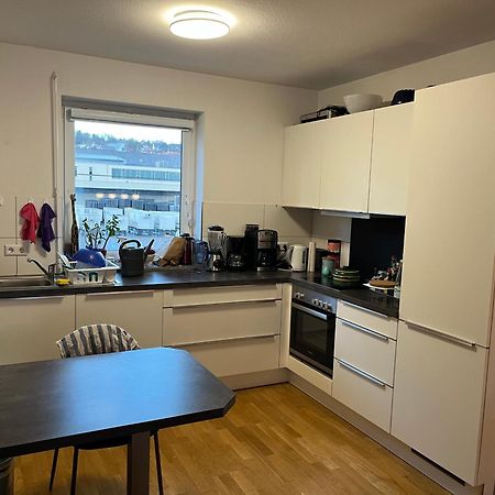 Schoenes Zimmer In Zentraler Lage Ulm Bagian luar foto